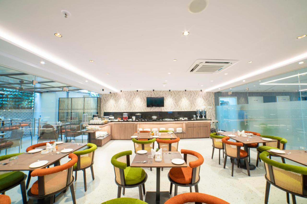 The Beacon Hotel Visakhapatnam Exterior foto
